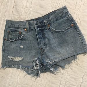 Levi cutoff shorts
